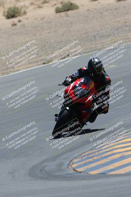 media/Apr-09-2023-SoCal Trackdays (Sun) [[333f347954]]/Turn 10 (115pm)/